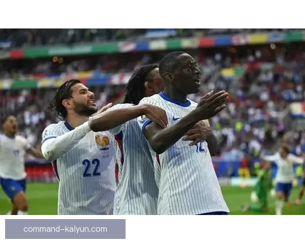 滕哈赫球队控场力持续提升，表现稳健值得关注